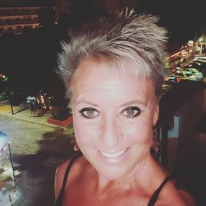 Meet your Posher, Carolan